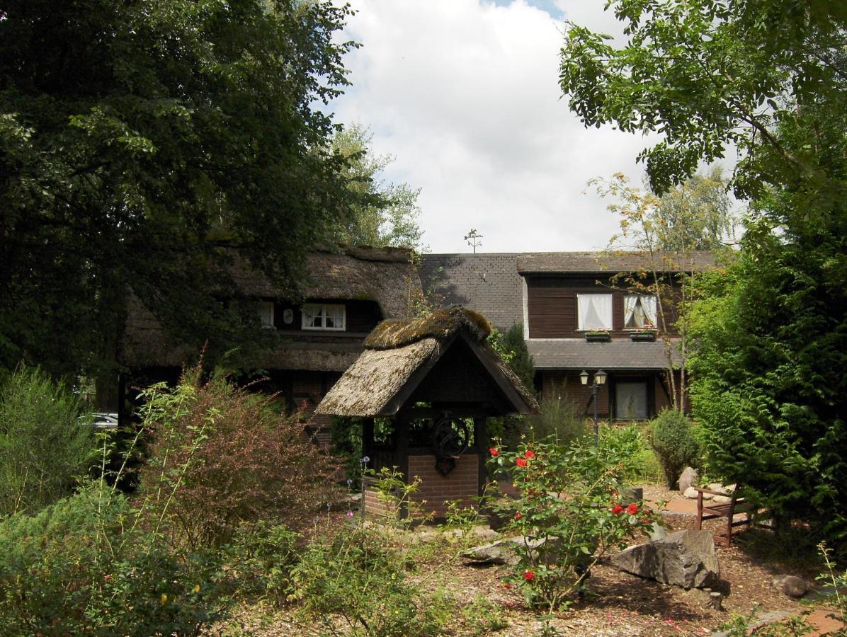 Ihr Ferien Hotel Brunnenhof Suhlendorf Buitenkant foto