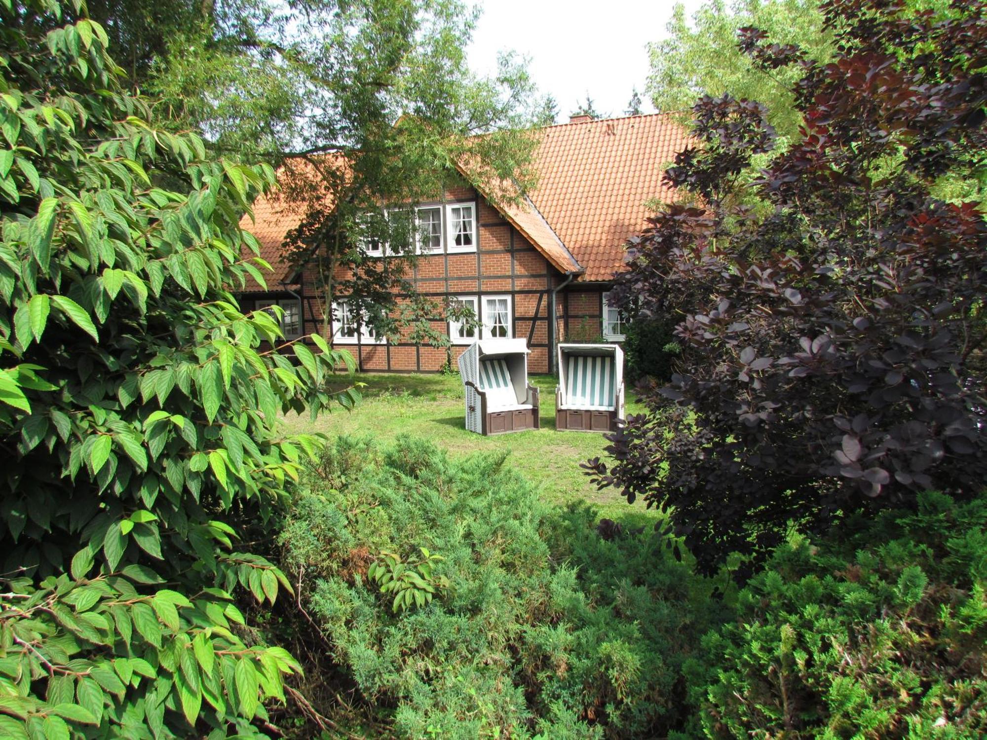 Ihr Ferien Hotel Brunnenhof Suhlendorf Buitenkant foto